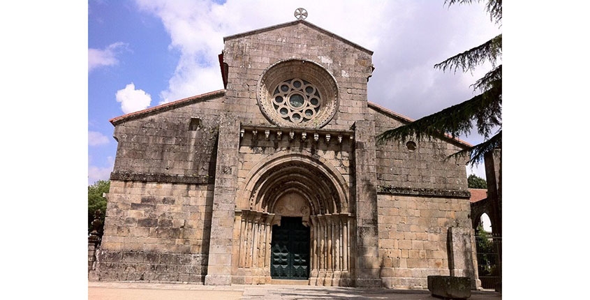 MOSTEIRO PAÇO DE SOUSA 